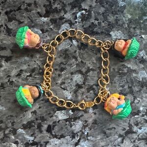 Avon Gold Vintage Cabbage Parch Charm Bracelet